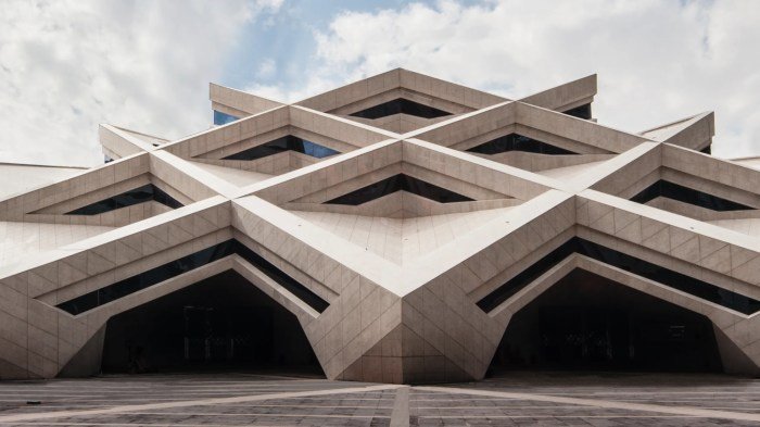 Structure rcc concrete steel buildings pros cons vs structures application applications
