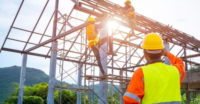 Tukang bangunan termasuk jenis pekerjaan apa