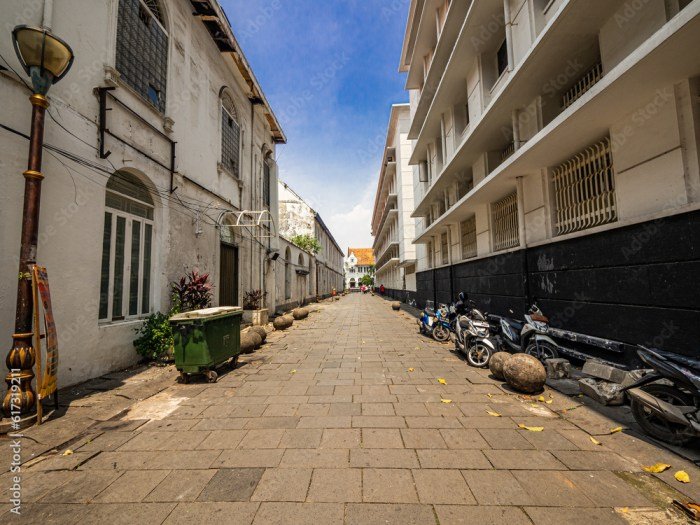Jakarta dutch indonesia town old colonial buildings editorial stock awful enchanting smells sights