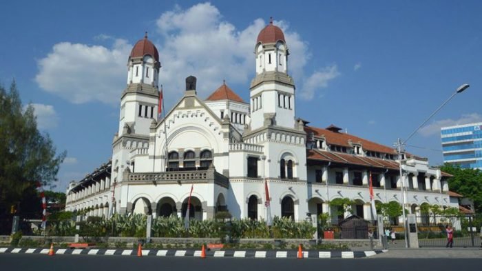 Bangunan bersejarah semarang