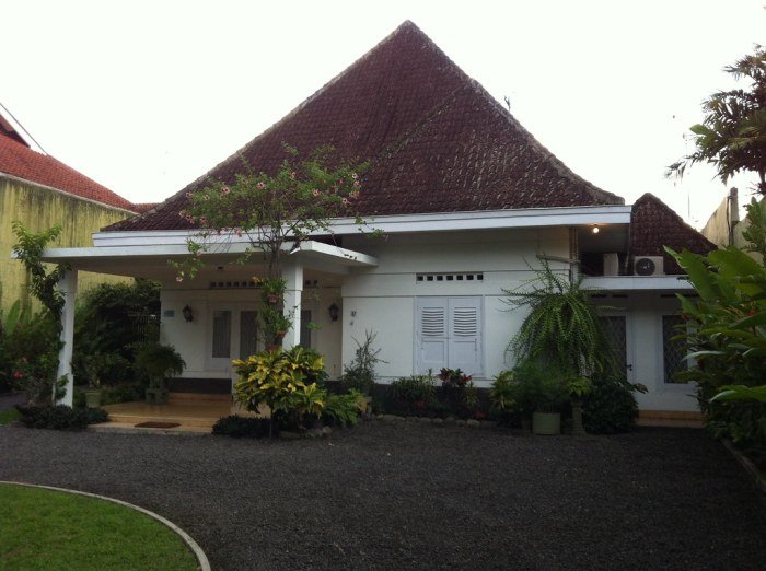 Bangunan peninggalan belanda di malang