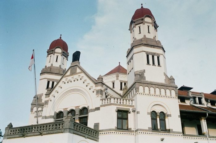 Colonial semarang ruth lawang sewu Bangunan belanda di indonesia