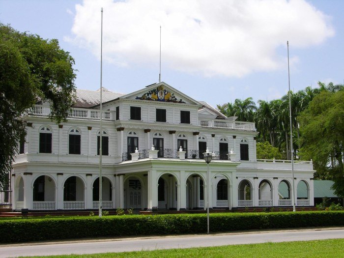 Bangunan peninggalan belanda di malang