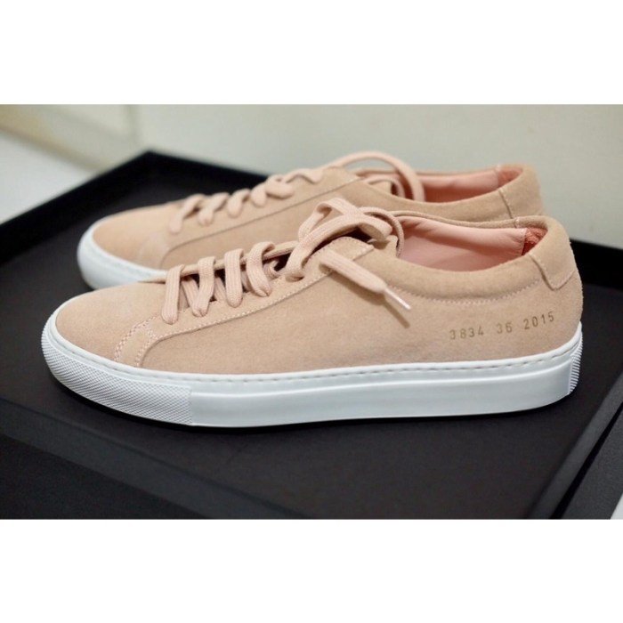 Sneaker tool Sepatu proyek bangunan