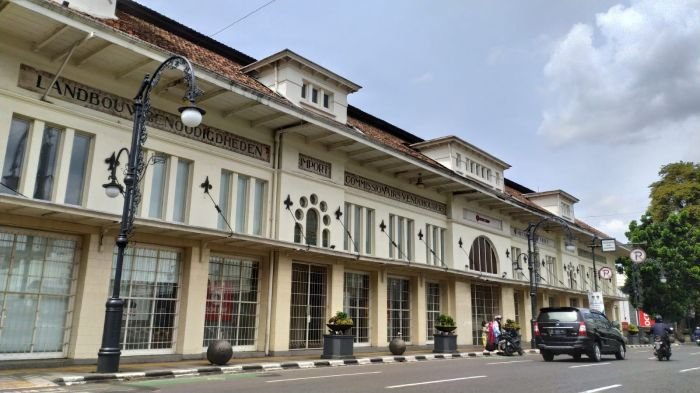Depo bangunan bandung