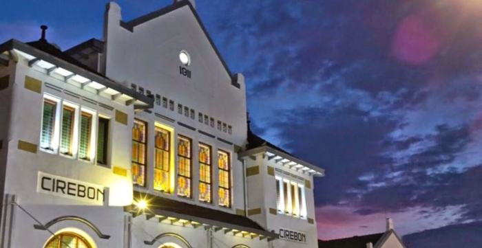 Bangunan bersejarah di cirebon