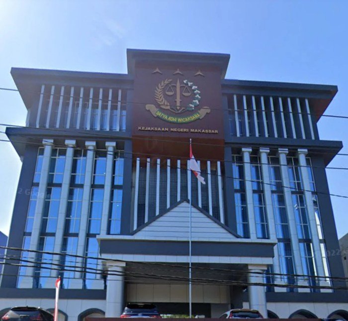 Depo bangunan makassar