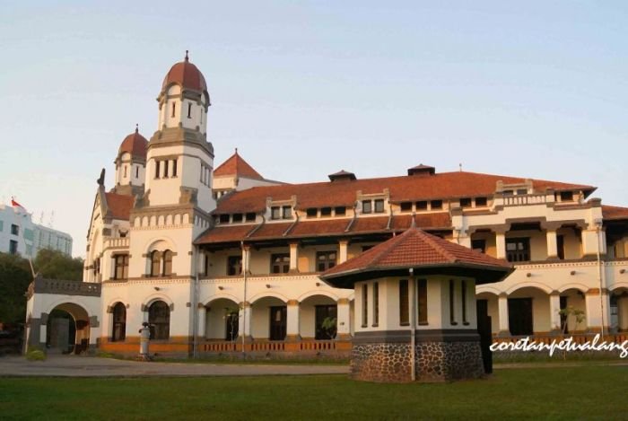 Depo bangunan semarang