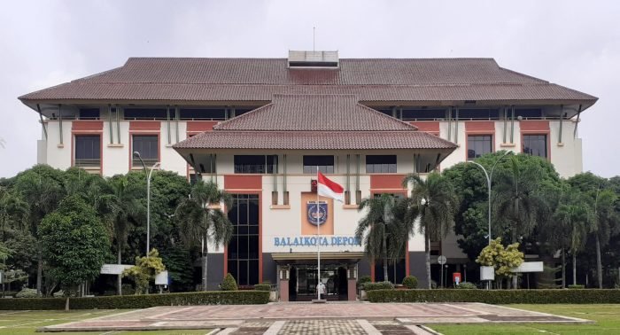 Depo bangunan depok