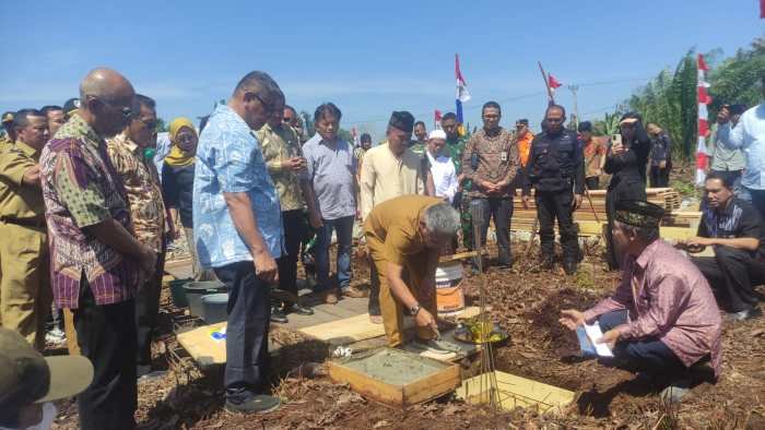 Depo bangunan rajawali