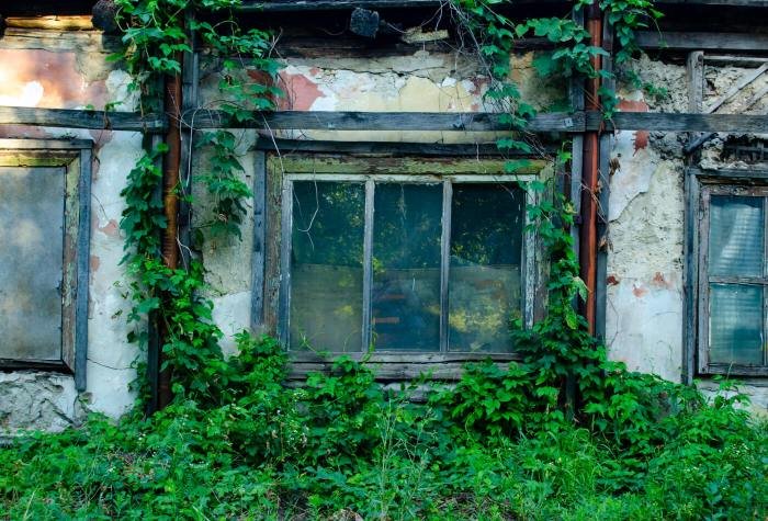 Abandoned buildings photographer