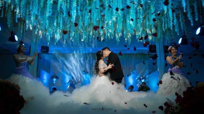 Depo bangunan jember foto