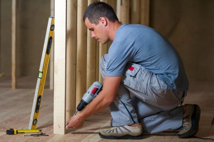 Construction work salary workers industry oregon conditions