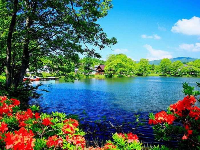 Turen indah bangunan