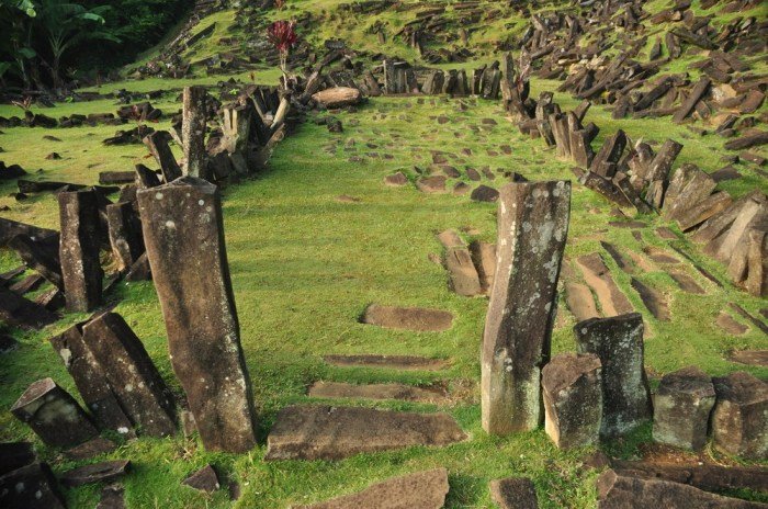 Stonehenge megalitikum peradaban bukti selain situs bebatuan
