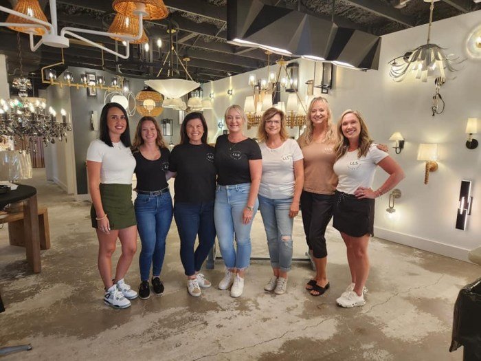 Toko bangunan sinar terang