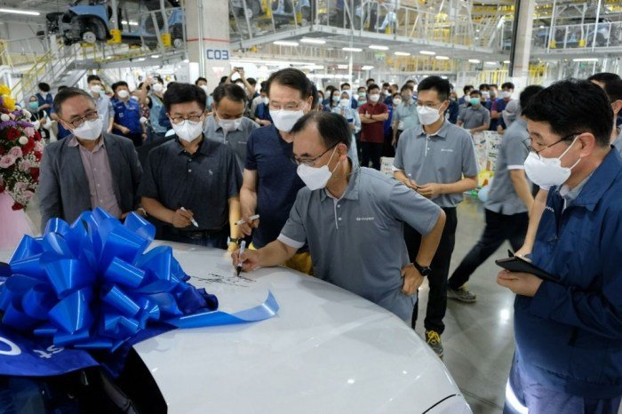 Pratama supermarket bahan bangunan hyundai