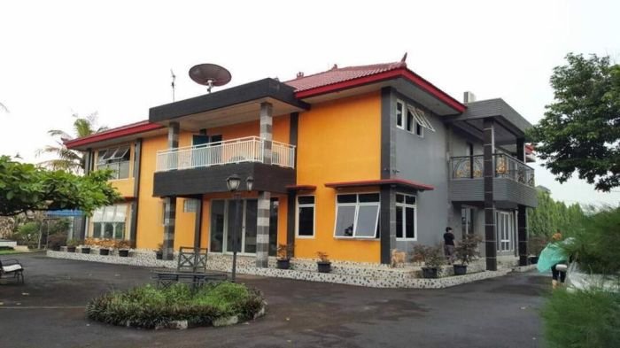 Depo bangunan pondok gede