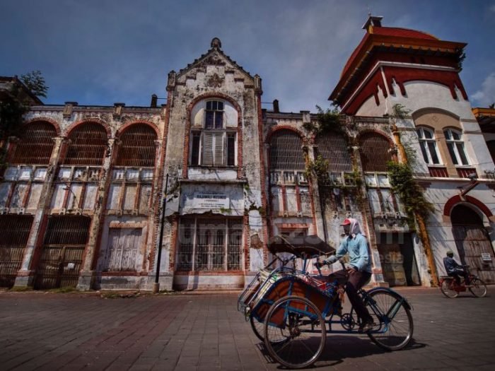 Bangunan tua di semarang