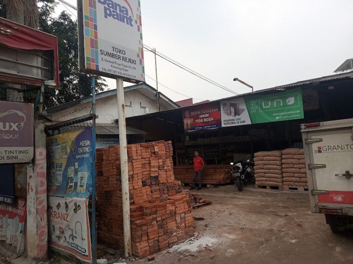 Toko bangunan keputih
