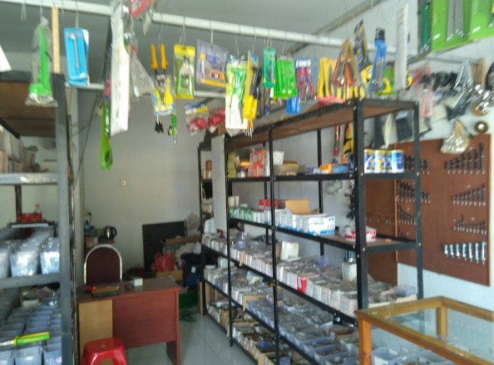 Toko bangunan di depok