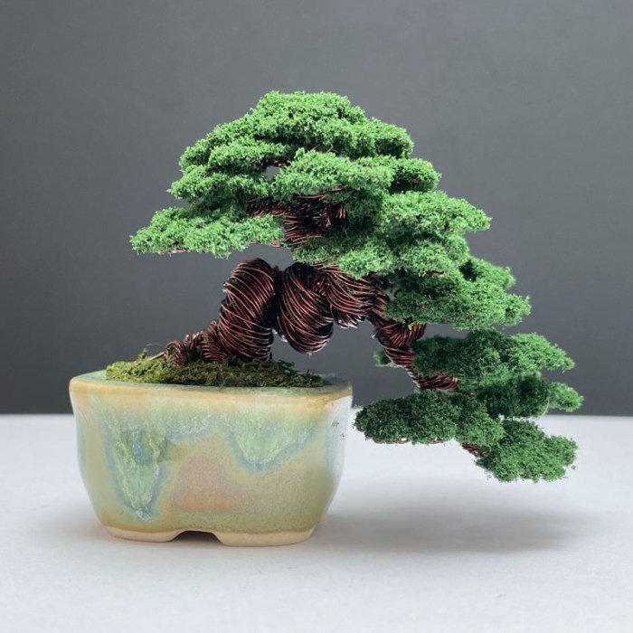 Kawat bonsai di toko bangunan