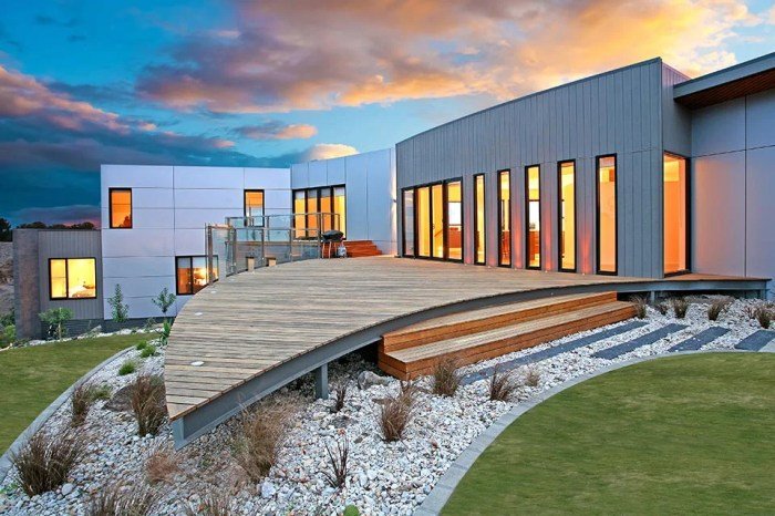 Desain rumah di tanah menurun