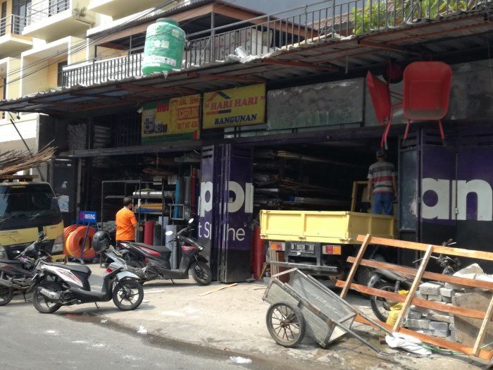 Toko bangunan jakarta pusat