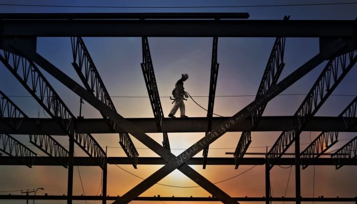 Construction workers labor bim worker drones site switzerland bimcommunity jobs project skilled general underway showing latest off post concrete compete