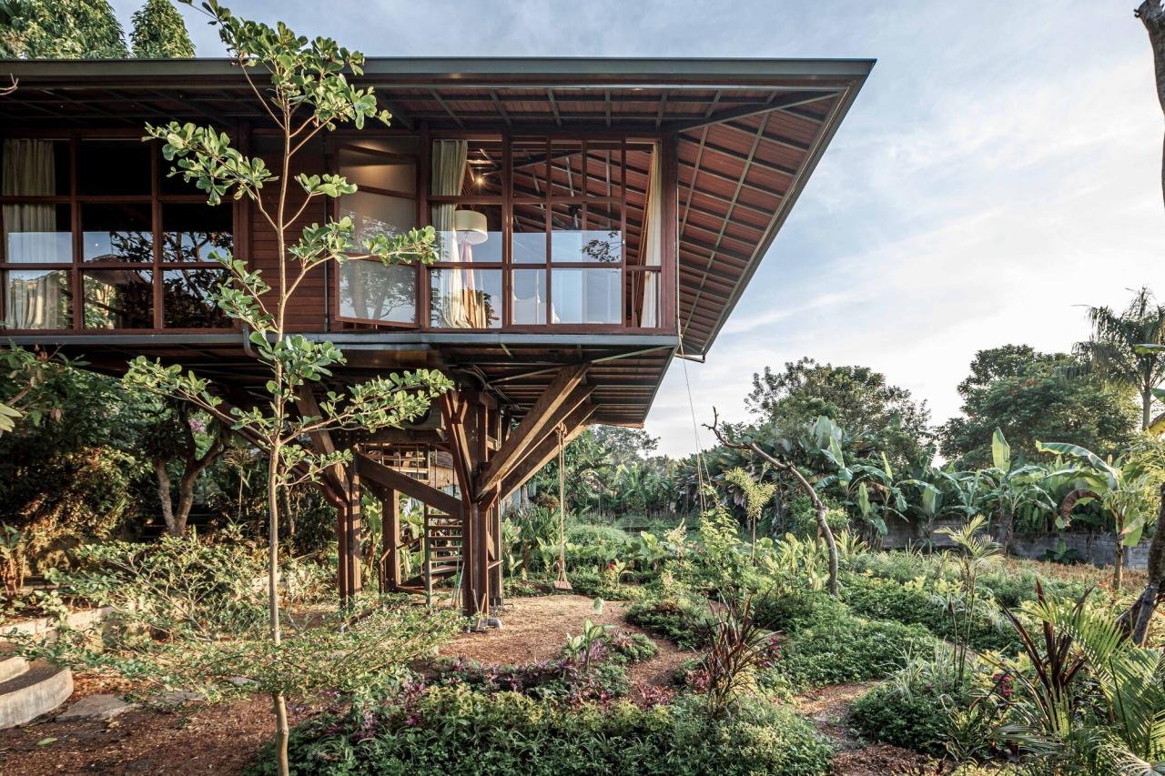 Desain rumah panggung minimalis