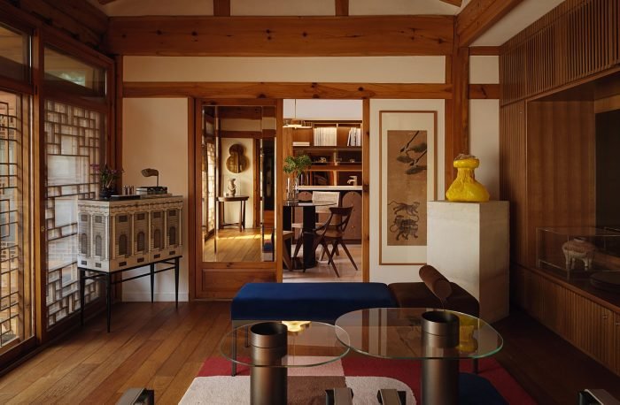 Korean yang teo hanok traditional designer houses interior traditions carries 21st century into bukchon lives village works south two structures