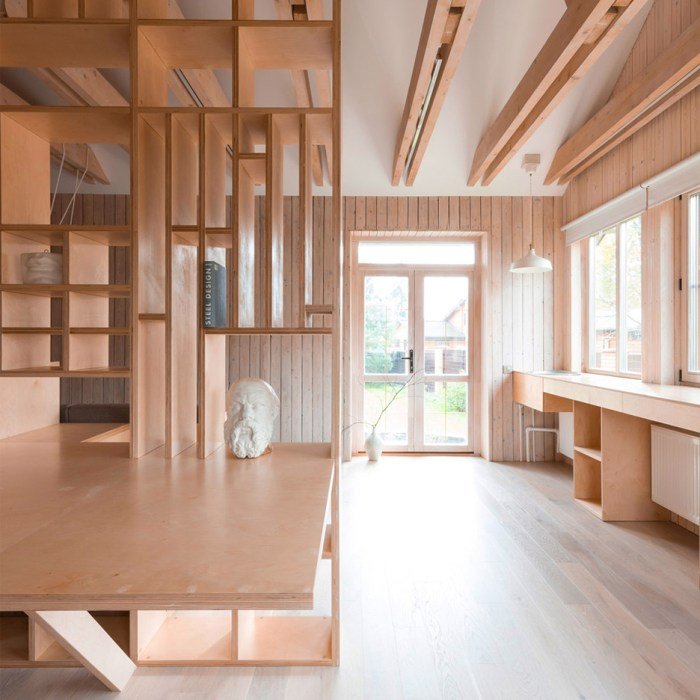 Plywood house designboom Desain rumah dinding triplek
