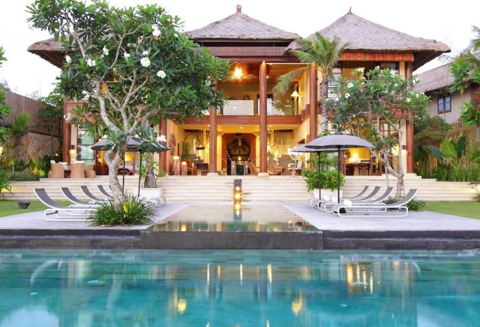 Bali honeycombers addicts canggu breath abodes thehoneycombers Desain rumah bali minimalis lantai 2