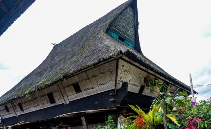 Karo katolik gereja adat rumah church sumatra desa dokan mikhael Karo katolik gereja adat rumah church sumatra desa dokan mikhael