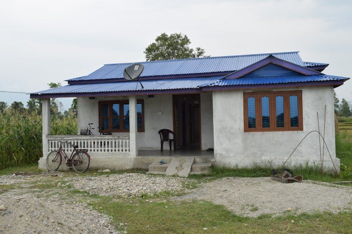 Desain rumah sederhana di kampung yang terlihat cantik dan mewah