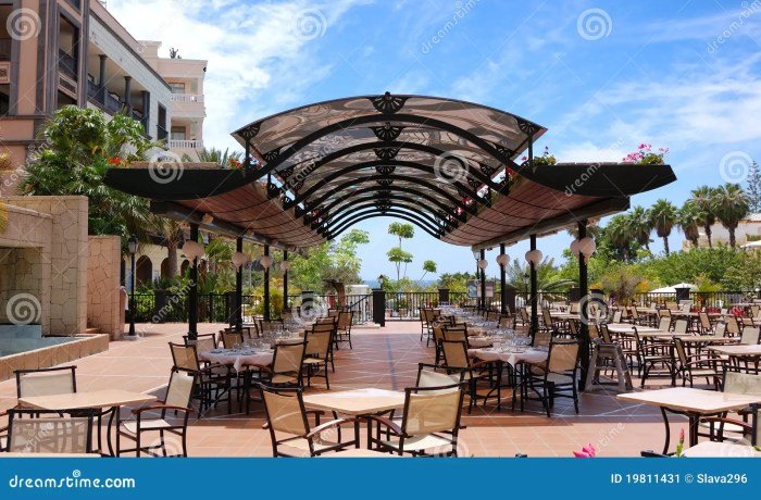 Desain rumah makan lesehan