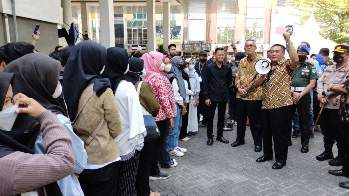 Tukang bangunan cirebon